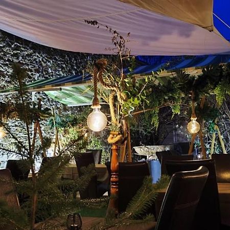 Logis Hotel Restaurant Entre Nous Langeac Exterior photo